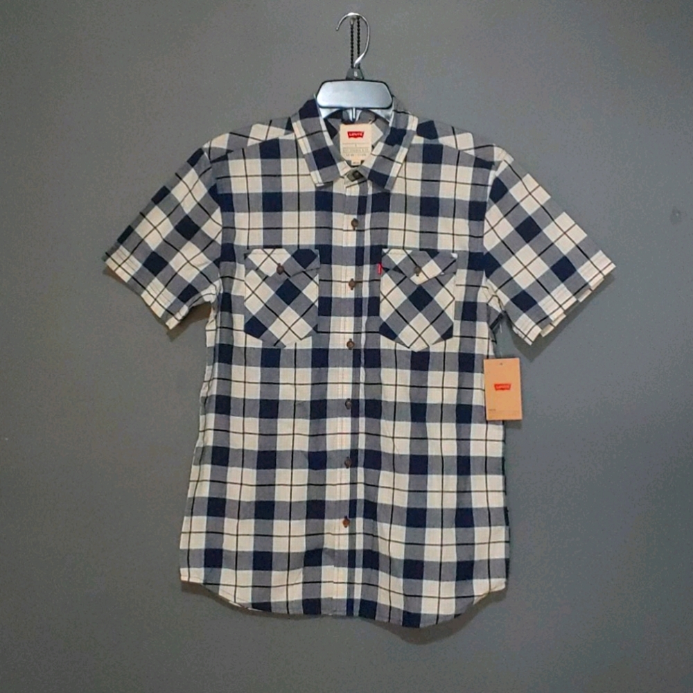 Brand New!! Levi's Plaid Shirt